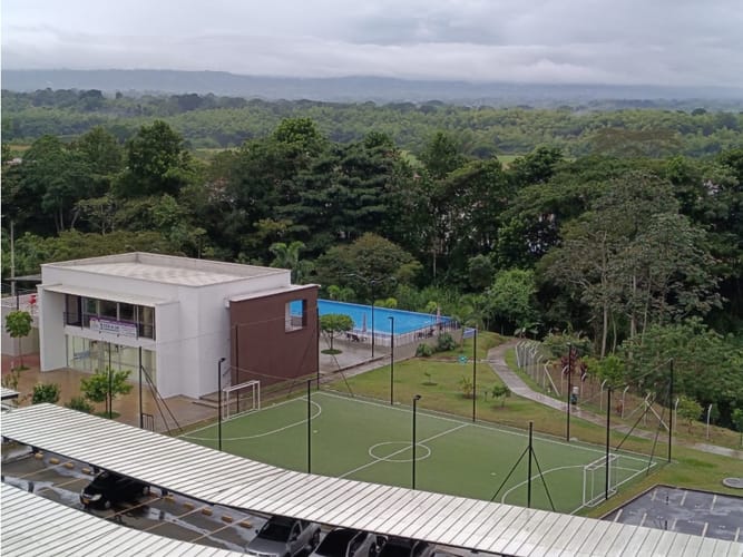 Apartamento en venta en Pinares, Pereira · foto 4 de 20