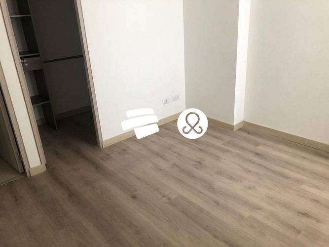 Apartamento de 3 alcobas en venta en Entreamigos, Sabaneta, 84 m² · foto 5 de 16