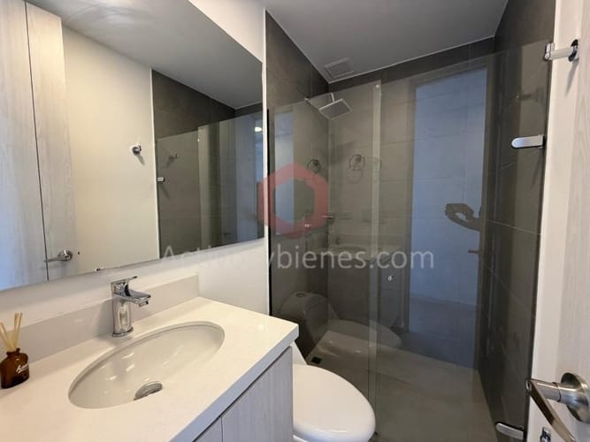 Apartamento de 3 alcobas en venta en Cuarta Brigada, Medellín, 85 m² · foto 12 de 24
