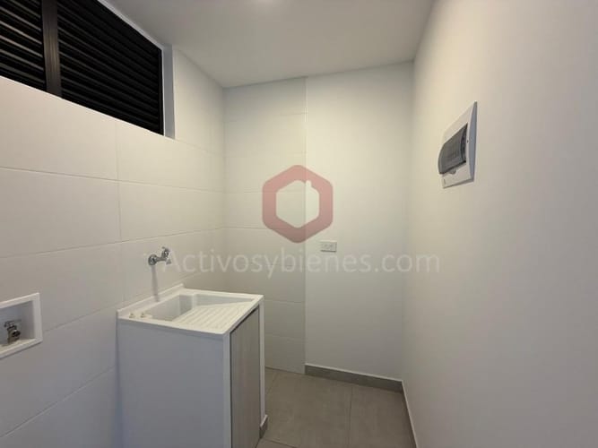 Apartamento de 3 alcobas en venta en Cuarta Brigada, Medellín, 85 m² · foto 14 de 24