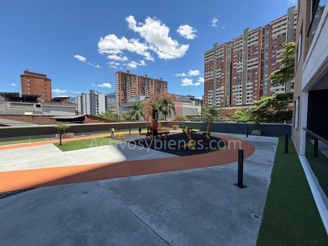 Apartamento de 3 alcobas en venta en Cuarta Brigada, Medellín, 85 m² · foto 23 de 24