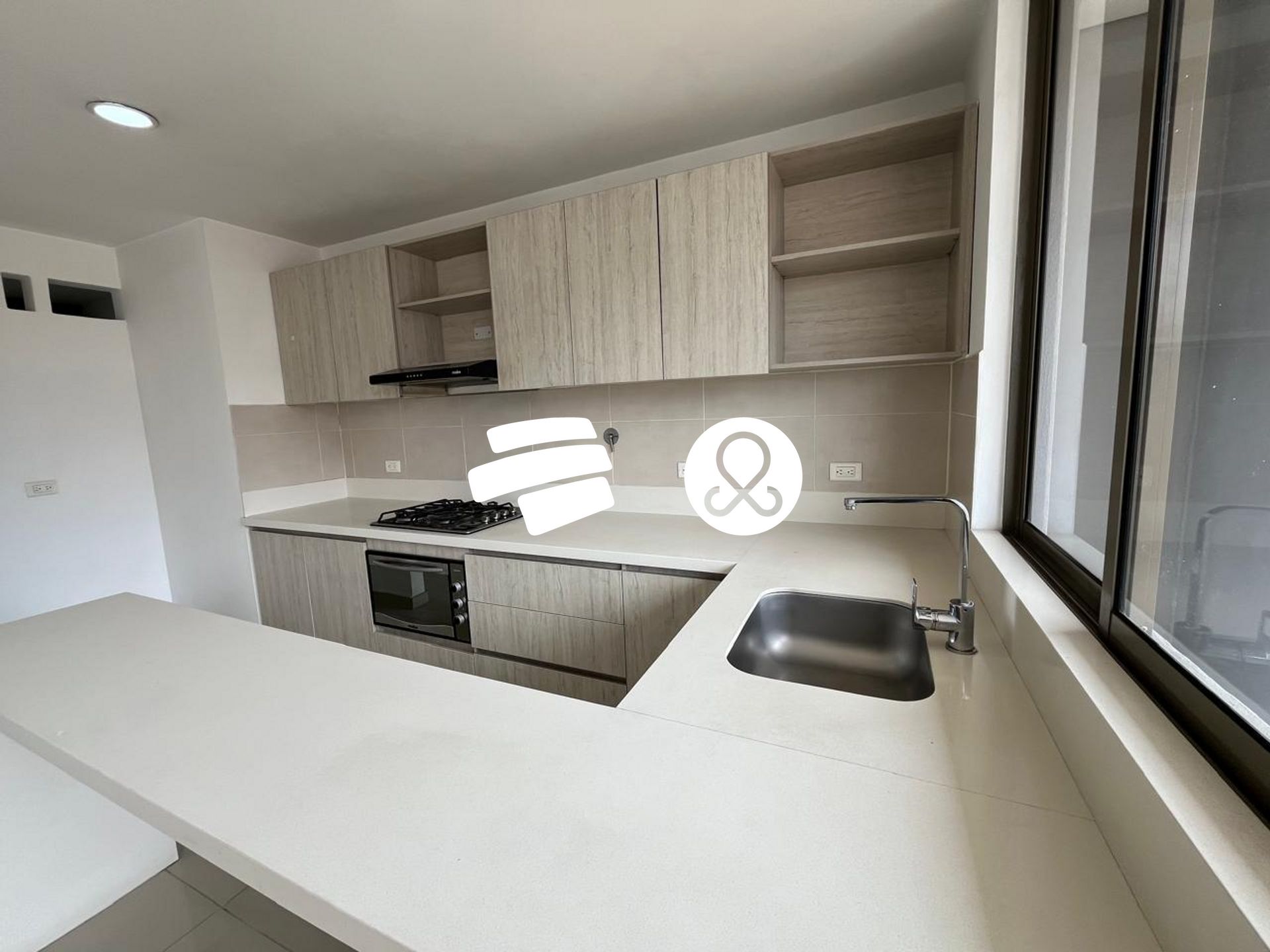 Apartamento en venta en Zona Centro, Envigado · foto 6 de 24