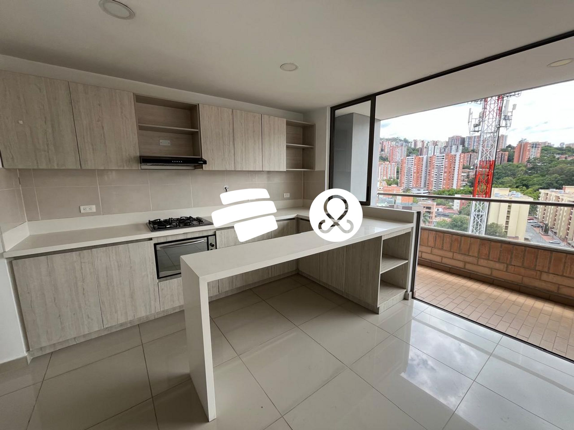 Apartamento en venta en Zona Centro, Envigado · foto 8 de 24