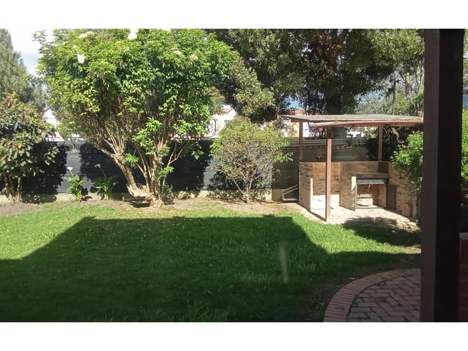 Casa de 6 alcobas en venta en La Iglesia, Chía, 257 m² · foto 8 de 24