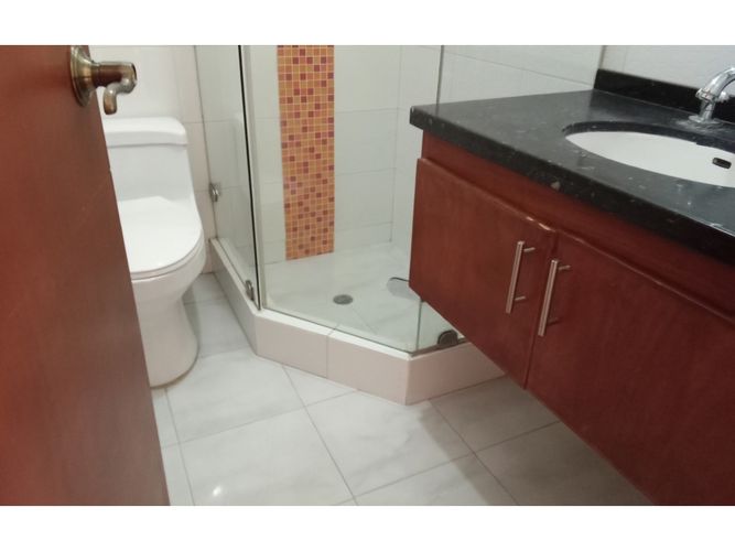 Casa de 6 alcobas en venta en La Iglesia, Chía, 257 m² · foto 22 de 24