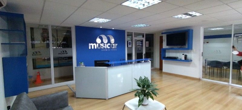 Casa de 13 alcobas en venta en San Vicente, Cali, 755 m² · foto 3 de 24