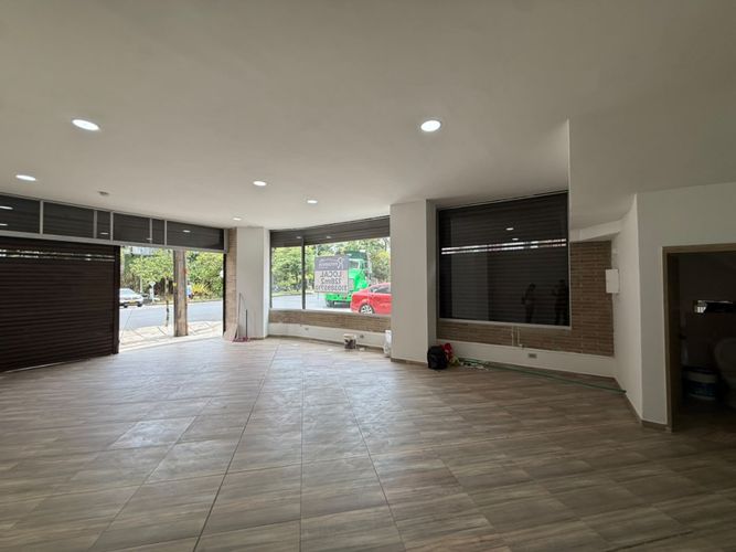 Local en arriendo en Mesa, Envigado, 128 m² · foto 2 de 16