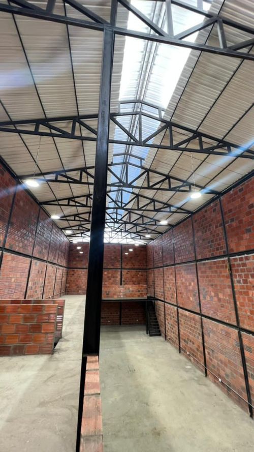 Bodega en arriendo en Atalaya, Cúcuta, 400 m² · foto 5 de 18