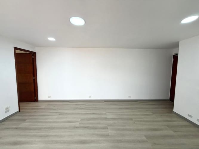 Oficina en arriendo en Altos Del Poblado, Medellín, 62 m² · foto 15 de 16