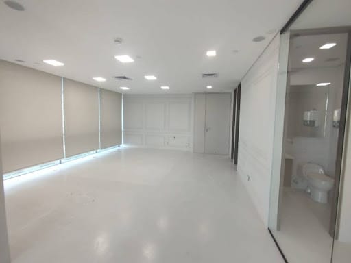 Oficina en arriendo en Milla De Oro, Medellín, 70 m² · foto 8 de 14