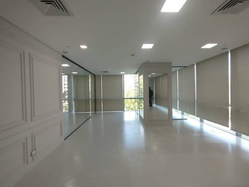 Oficina en arriendo en Milla De Oro, Medellín, 70 m² · foto 9 de 14