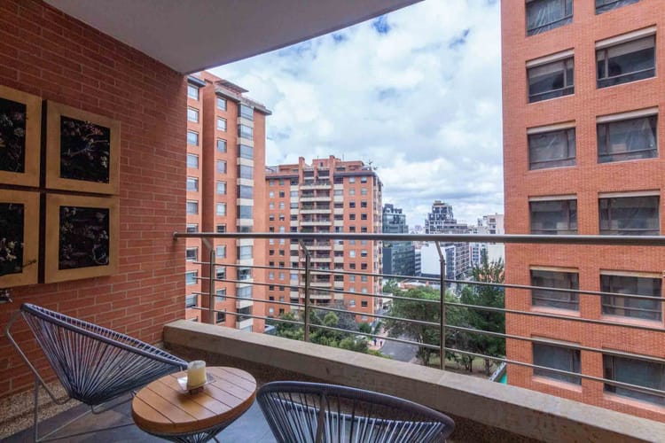 Apartamento de 3 alcobas en venta en Santa Barbara Alta, Bogotá, 181 m² · foto 6 de 24