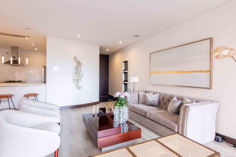 Apartamento de 3 alcobas en venta en Santa Barbara Alta, Bogotá, 181 m² · foto 8 de 24