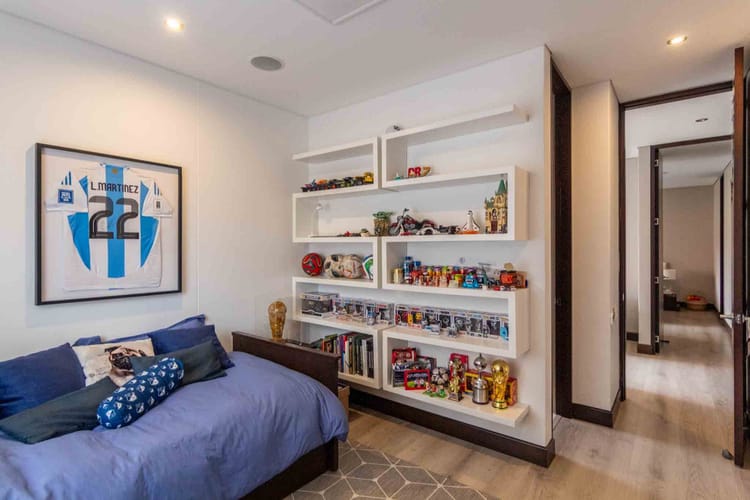 Apartamento de 3 alcobas en venta en Santa Barbara Alta, Bogotá, 181 m² · foto 13 de 24