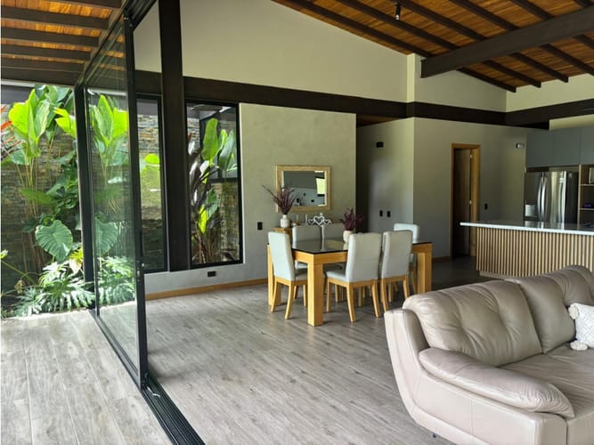 Casa de 3 alcobas en venta en Pantanillo, El Retiro, 255 m² · foto 11 de 24