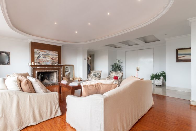 Apartamento de 3 alcobas en venta en Chico Norte, Bogotá, 336 m² · foto 3 de 20