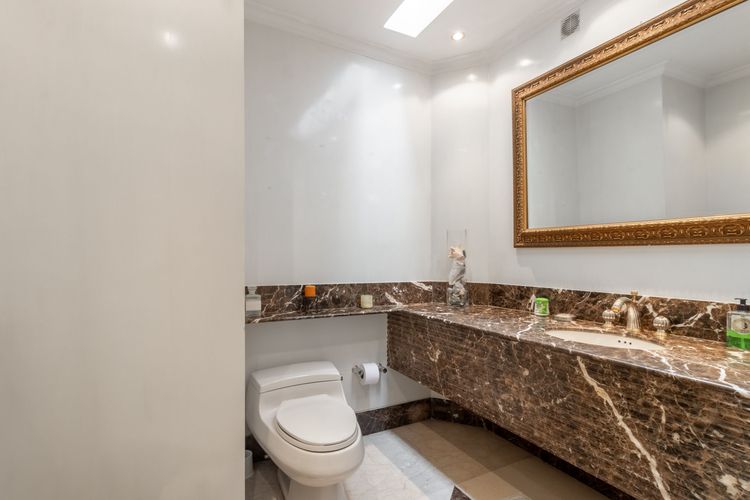 Apartamento de 3 alcobas en venta en Chico Norte, Bogotá, 336 m² · foto 10 de 20