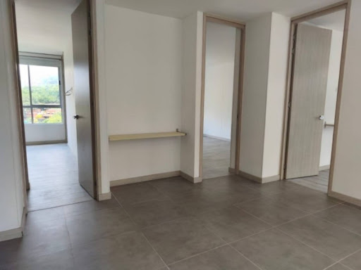 Apartamento en arriendo en Loma Del Escobero, Envigado · foto 9 de 24