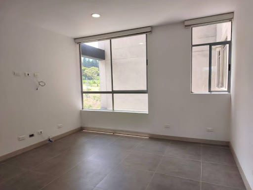 Apartamento en arriendo en Loma Del Escobero, Envigado · foto 14 de 24