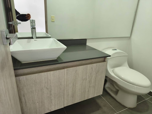 Apartamento en arriendo en Loma Del Escobero, Envigado · foto 16 de 24