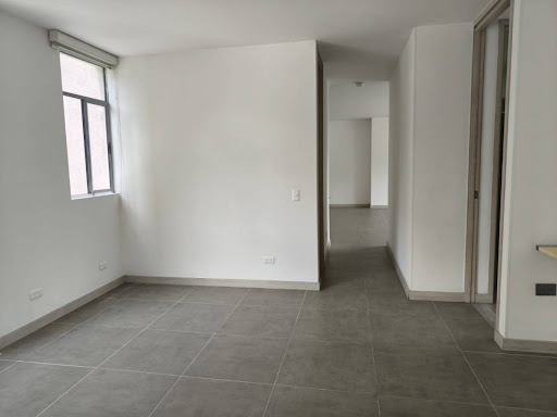 Apartamento en arriendo en Loma Del Escobero, Envigado · foto 17 de 24