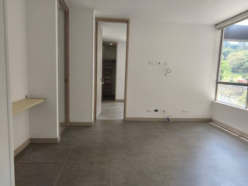 Apartamento en arriendo en Loma Del Escobero, Envigado · foto 19 de 24