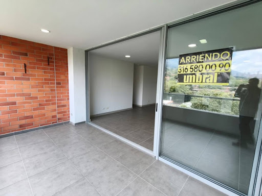 Apartamento en arriendo en Loma Del Escobero, Envigado · foto 21 de 24