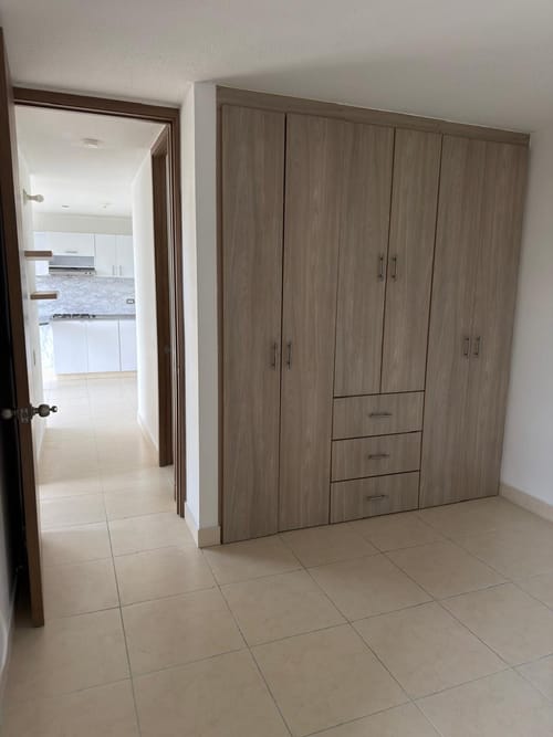 Apartamento de 2 alcobas en venta en Cencar- Yumbo, Yumbo, 59 m² · foto 4 de 18