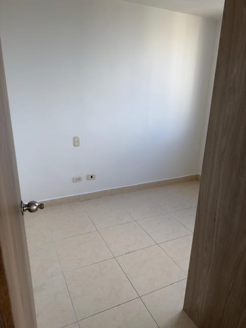 Apartamento de 2 alcobas en venta en Cencar- Yumbo, Yumbo, 59 m² · foto 16 de 18