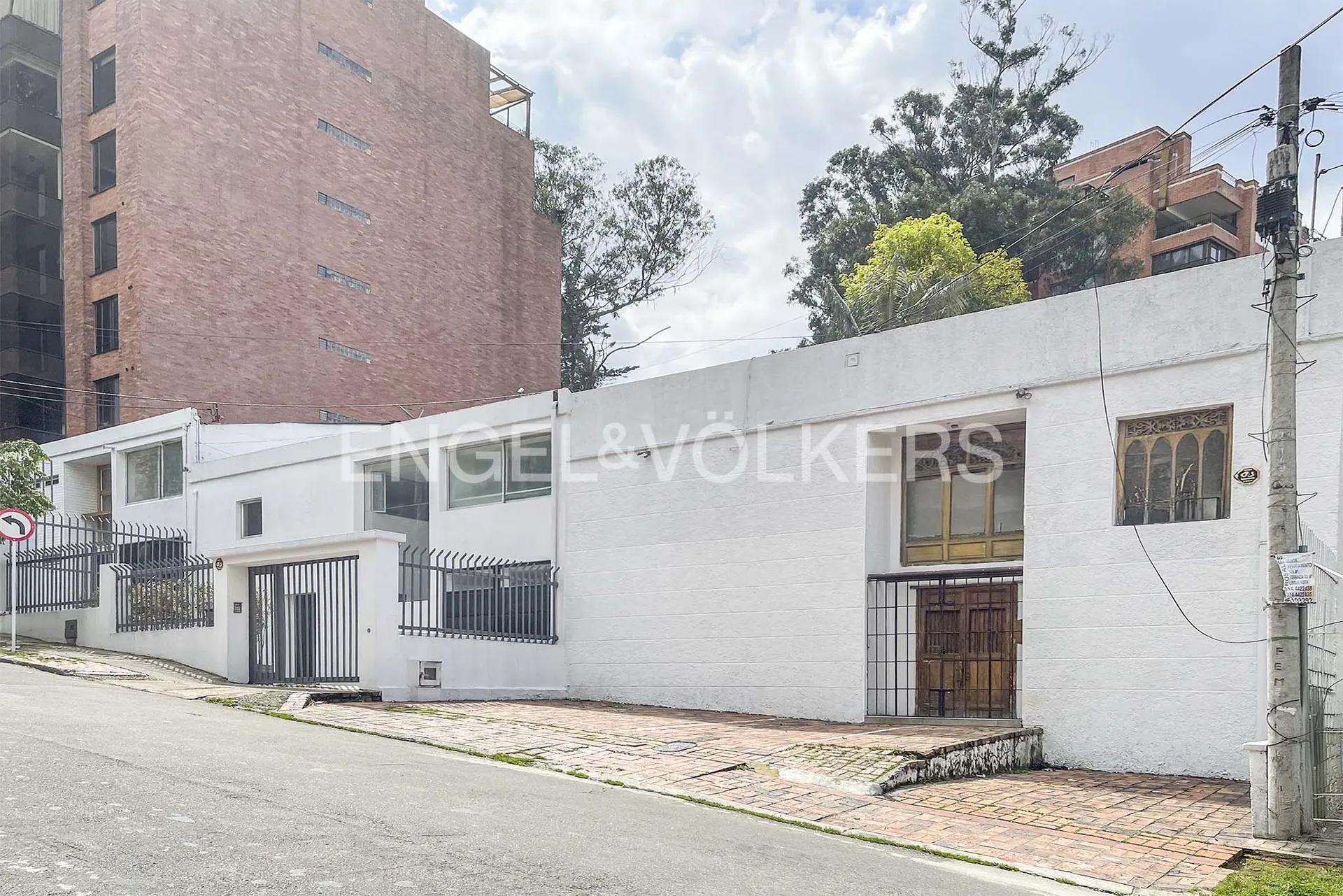 Casa en arriendo en Los Rosales, Bogotá · foto 4 de 8