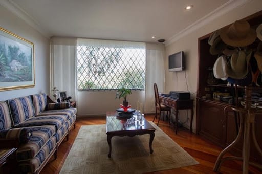 Apartamento de 1 alcoba en venta en Bosque De Pinos, Bogotá, 211 m² · foto 4 de 11