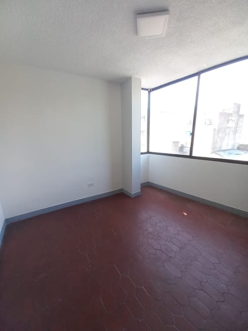 Apartamento de 4 alcobas en venta en Centro, Ibagué, 96 m² · foto 8 de 24