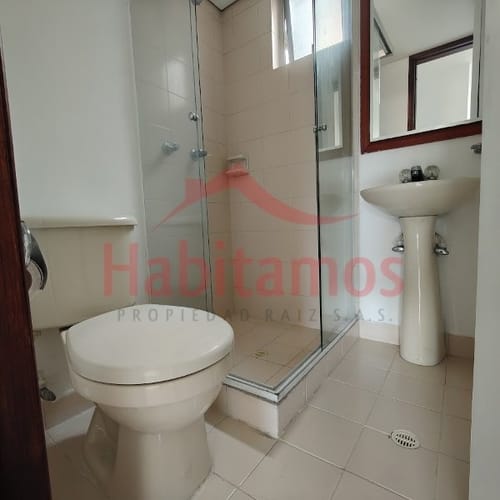 Apartamento de 2 alcobas en venta en Castropol, Medellín, 67 m² · foto 5 de 15