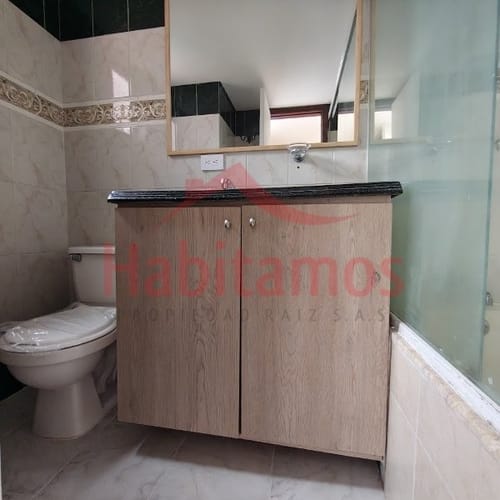 Apartamento de 2 alcobas en venta en Castropol, Medellín, 67 m² · foto 9 de 15