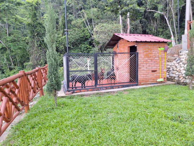 Casa de 8 alcobas en venta en Los Vados, Los Patios, 1990 m² · foto 11 de 24