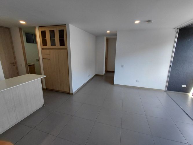 Apartamento de 2 alcobas en arriendo en Shellmar, Medellín, 70 m² · foto 2 de 15