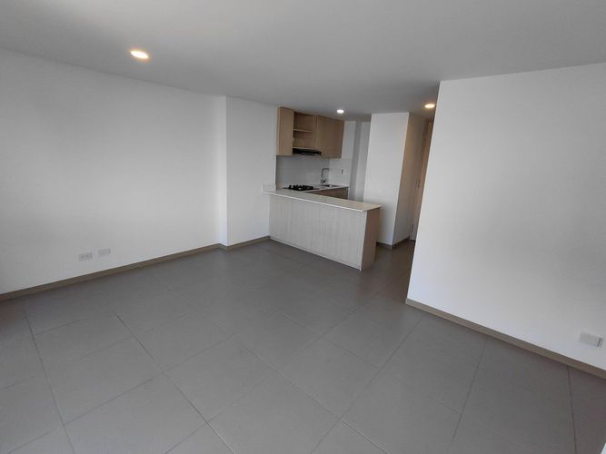 Apartamento de 2 alcobas en arriendo en Shellmar, Medellín, 70 m² · foto 8 de 15