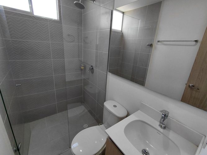 Apartamento de 2 alcobas en arriendo en Shellmar, Medellín, 70 m² · foto 13 de 15