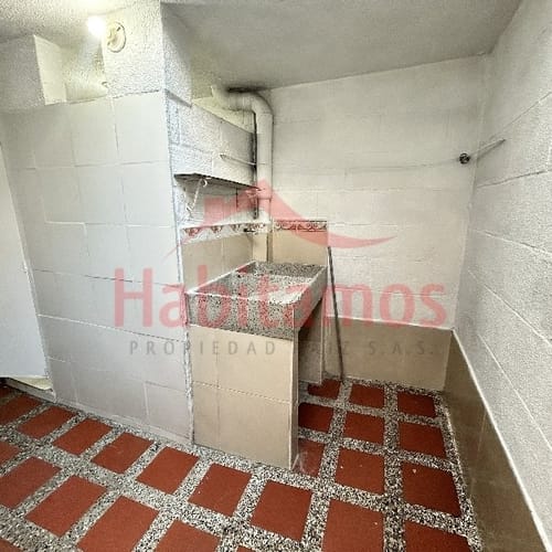 Apartaestudio en arriendo en Rodeo Alto, Medellín, 47 m² · foto 9 de 14