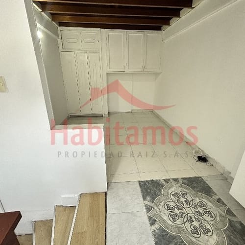 Apartaestudio en arriendo en Rodeo Alto, Medellín, 47 m² · foto 11 de 14