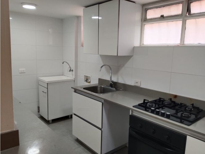 Apartment for rent in Santa barbara occidental, Bogotá