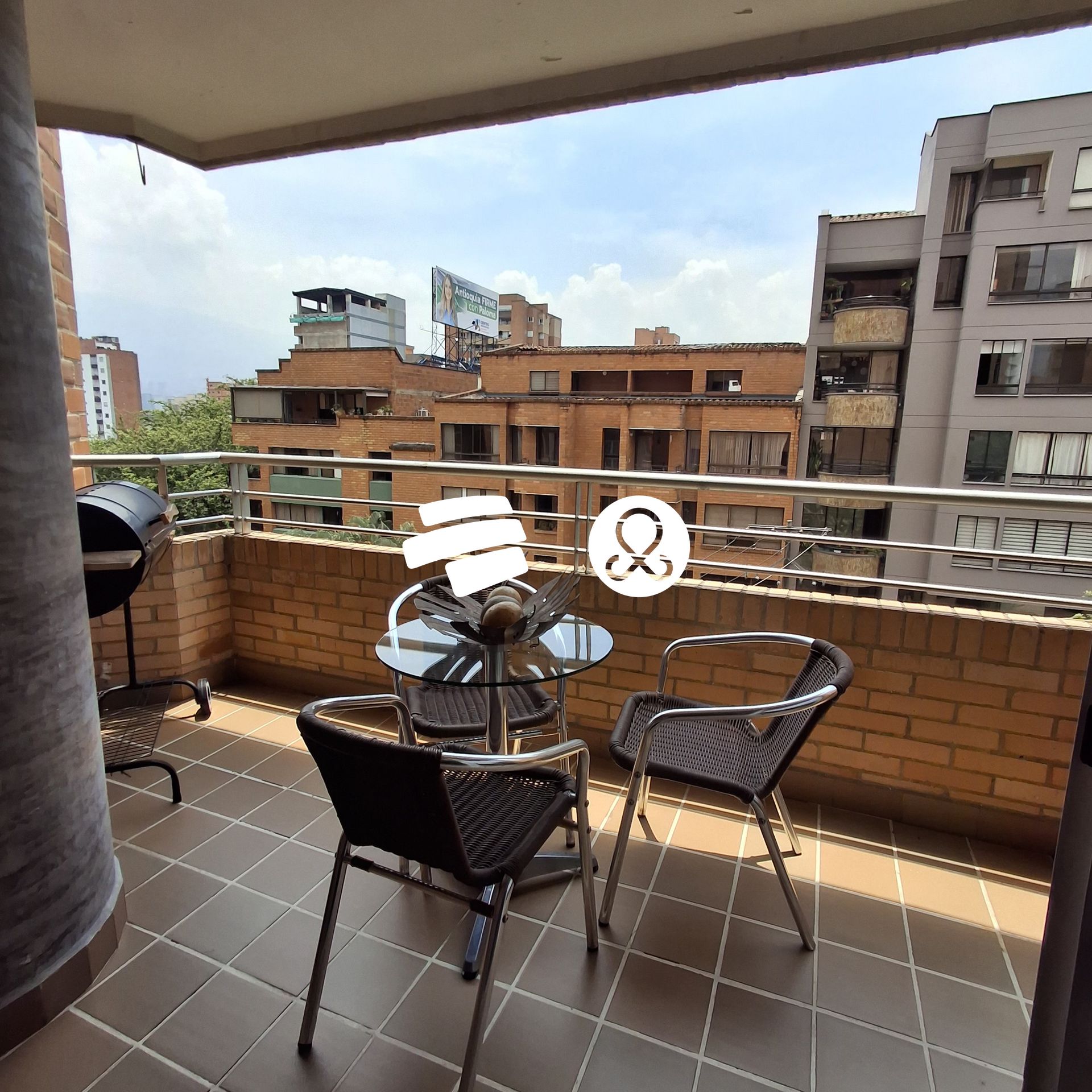 Apartamento en venta en Laureles, Medellín · foto 3 de 10