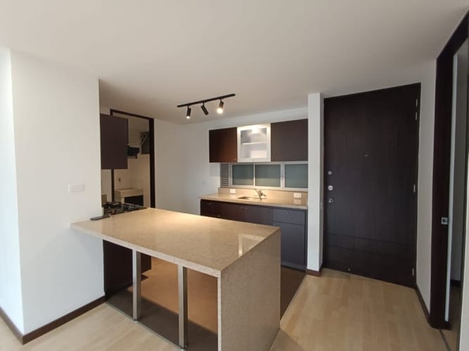 Apartamento en arriendo en Milla De Oro, Medellín · foto 3 de 15