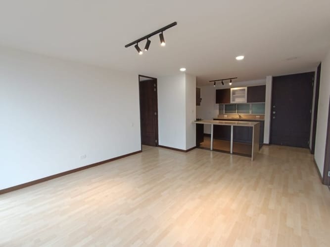 Apartamento en arriendo en Milla De Oro, Medellín · foto 5 de 15