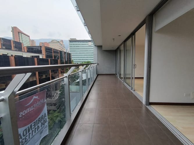 Apartamento en arriendo en Milla De Oro, Medellín · foto 8 de 15