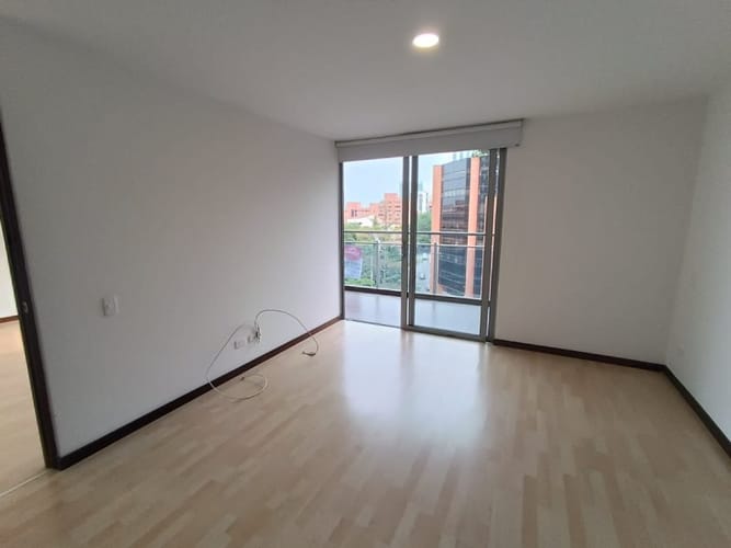 Apartamento en arriendo en Milla De Oro, Medellín · foto 9 de 15