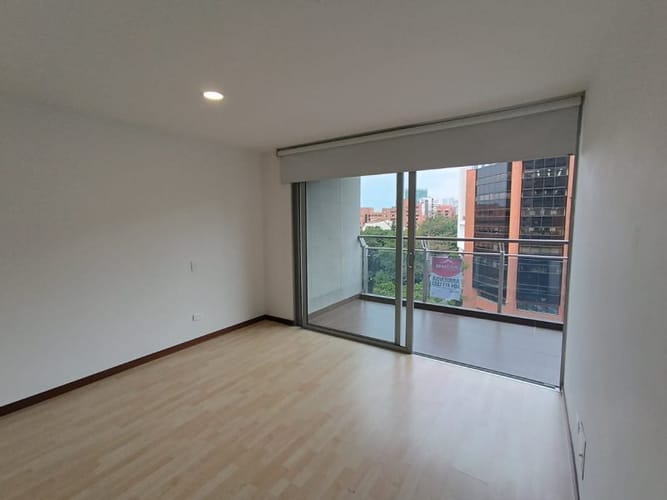 Apartamento en arriendo en Milla De Oro, Medellín · foto 13 de 15
