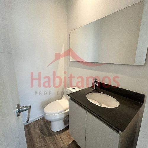 Oficina en arriendo en El Castillo, Medellín, 60 m² · foto 4 de 4