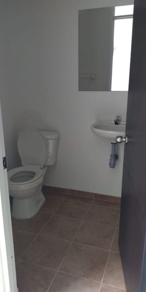 Apartamento de 3 alcobas en venta en Las Villas, Soacha, 57 m² · foto 9 de 11