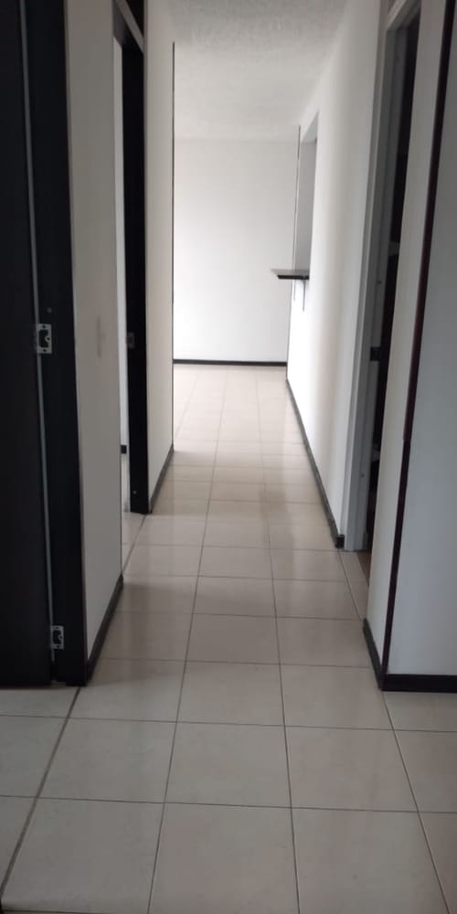 Apartamento de 3 alcobas en venta en Las Villas, Soacha, 57 m² · foto 10 de 11